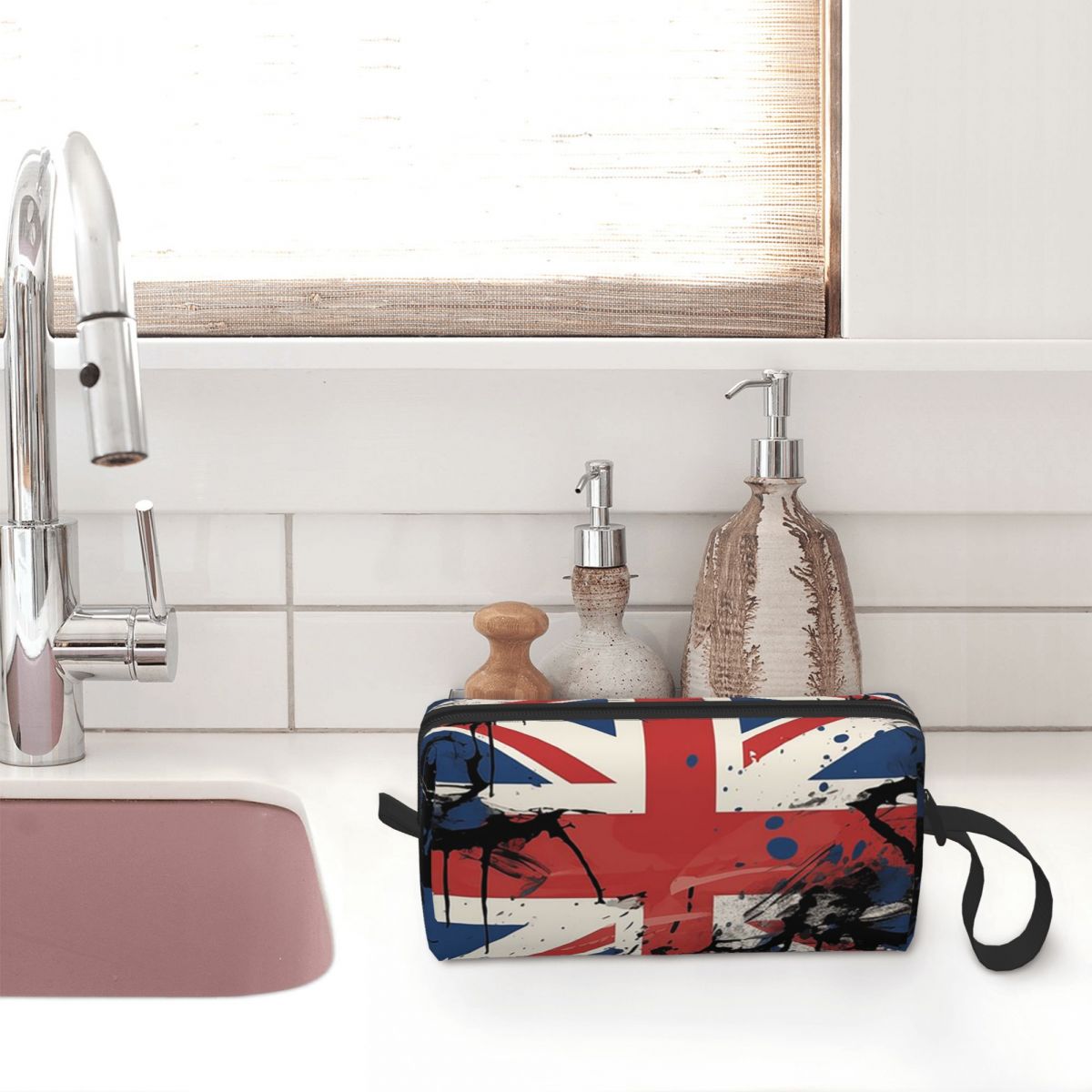 Косметичка с изображением флаг – обзор и цена Women Bags Uk