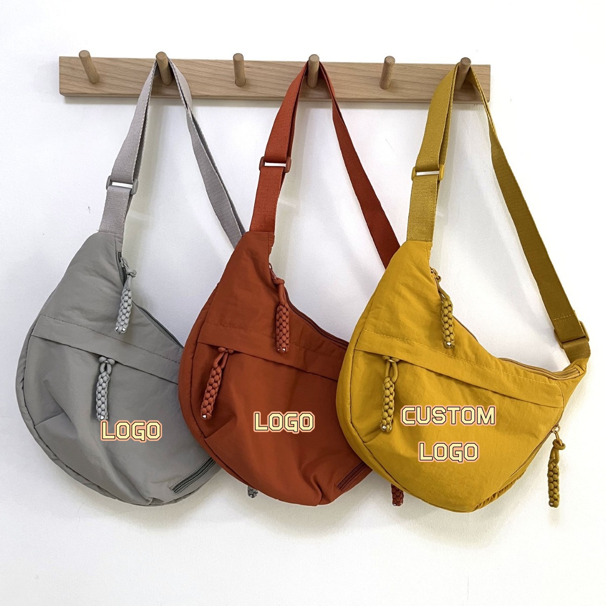 Сумка-кроссбоди из нейлона с и – обзор и цена Women Bags Logo